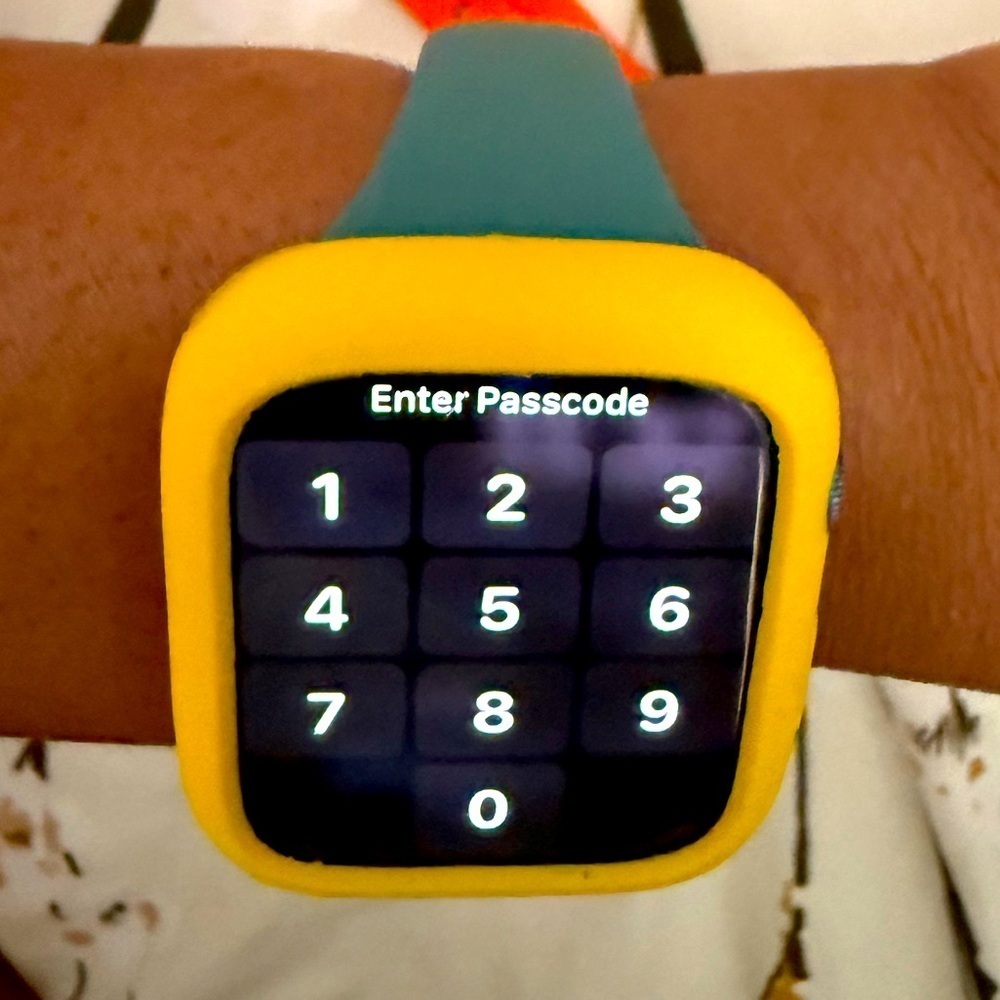 Apple Watch Cover - Silicone case for 45mm with multiple band sets